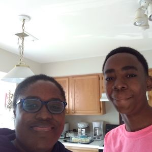 Meet your Posher, Kikeria